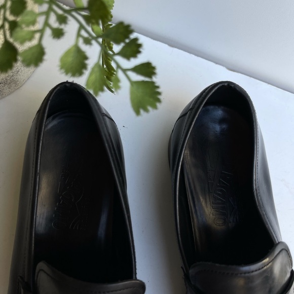 Salvatore Ferragamo🍂🍁black leather Loafers 7.5 - Picture 4 of 9